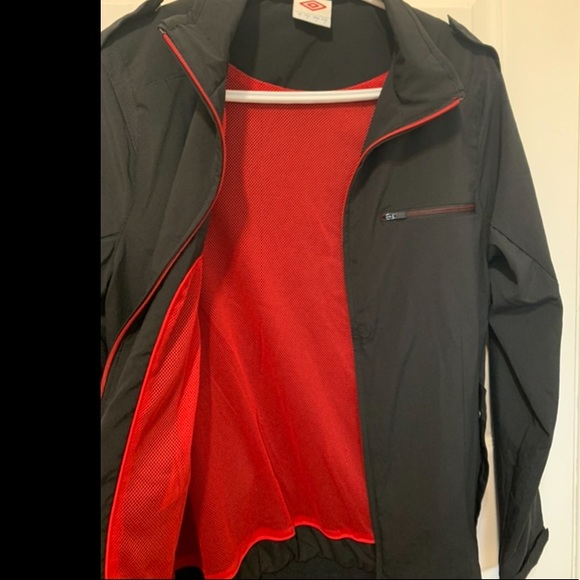 Umbro soccer jacket - Picture 4 of 5